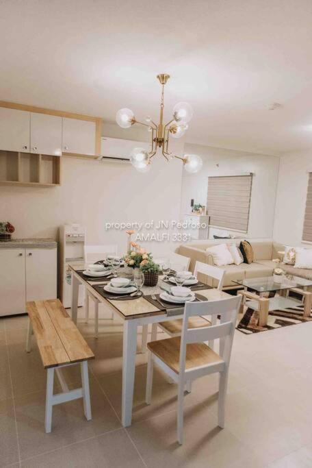Work-Friendly Mountain-View Condo Near Sm Seaside Cebu Extérieur photo